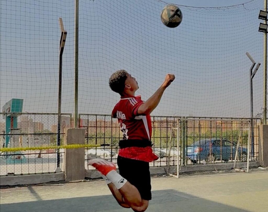 لاعب المقاولون العرب مصطفى كوكا