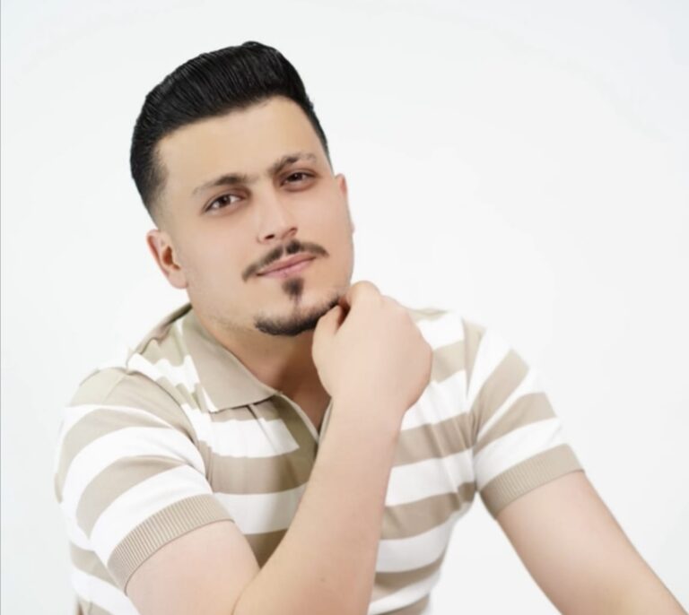 الفنان جميل جنيد