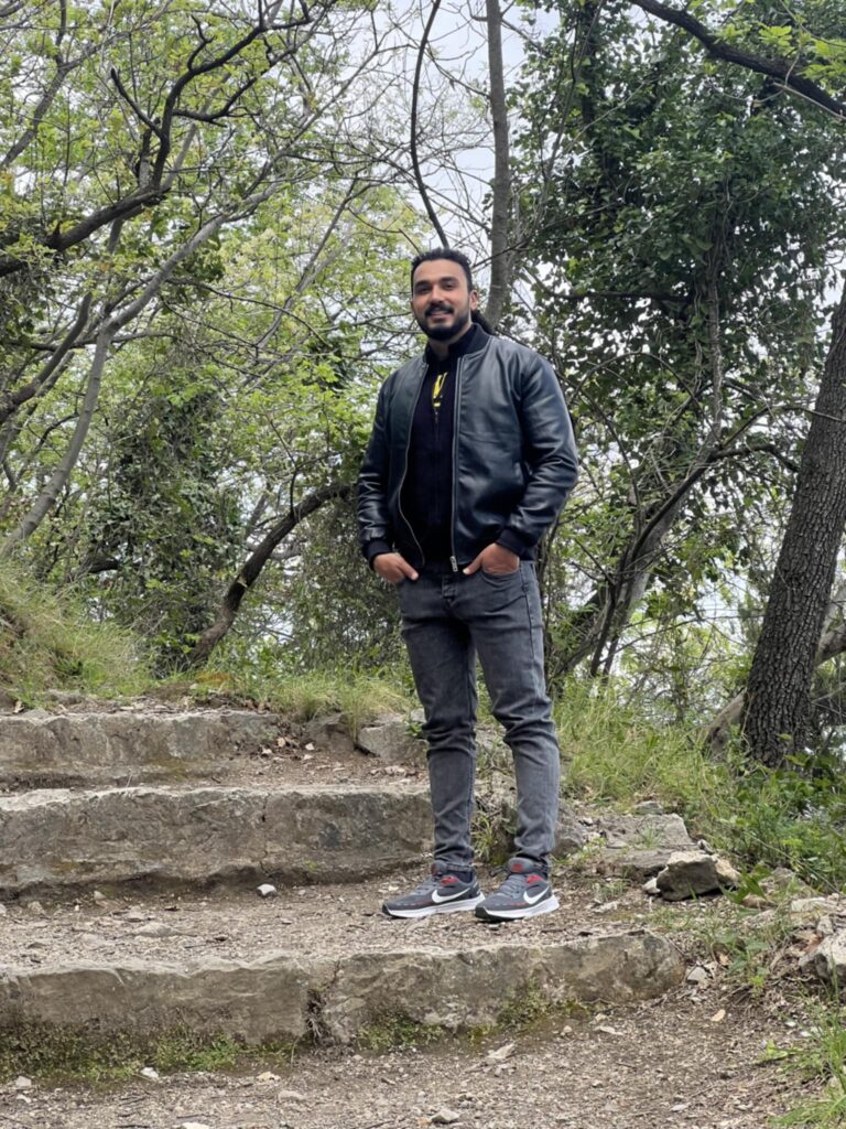 كابتن أحمد محمد والي