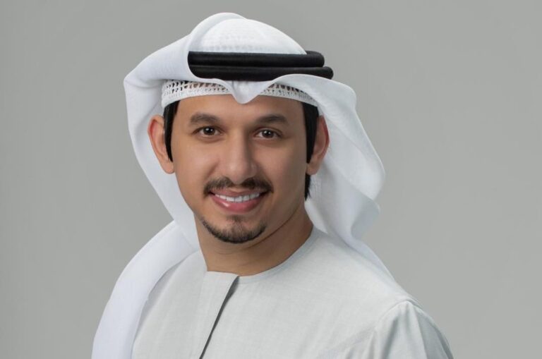 الفنان والملحن عبدالرحمن الجنيد