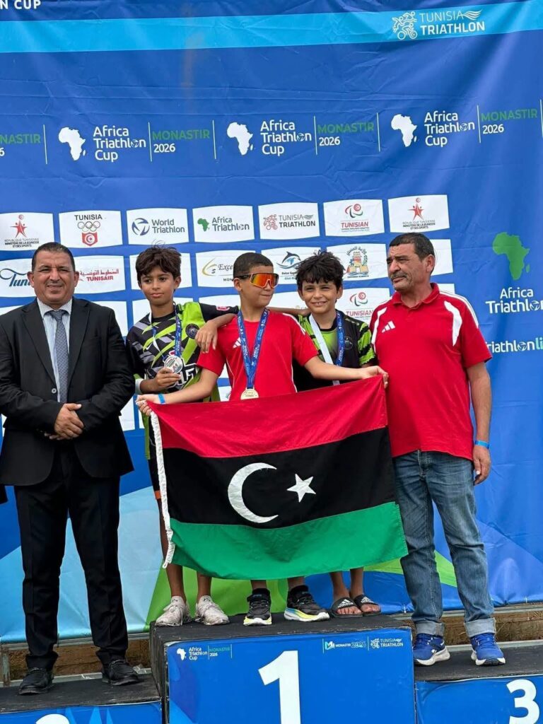 اللاعب محمد العاقل يرفع راية ليبيا بعد تتويجه بالقلادة الذهبية 808285855 1624509609203386 2174741053077118650 n